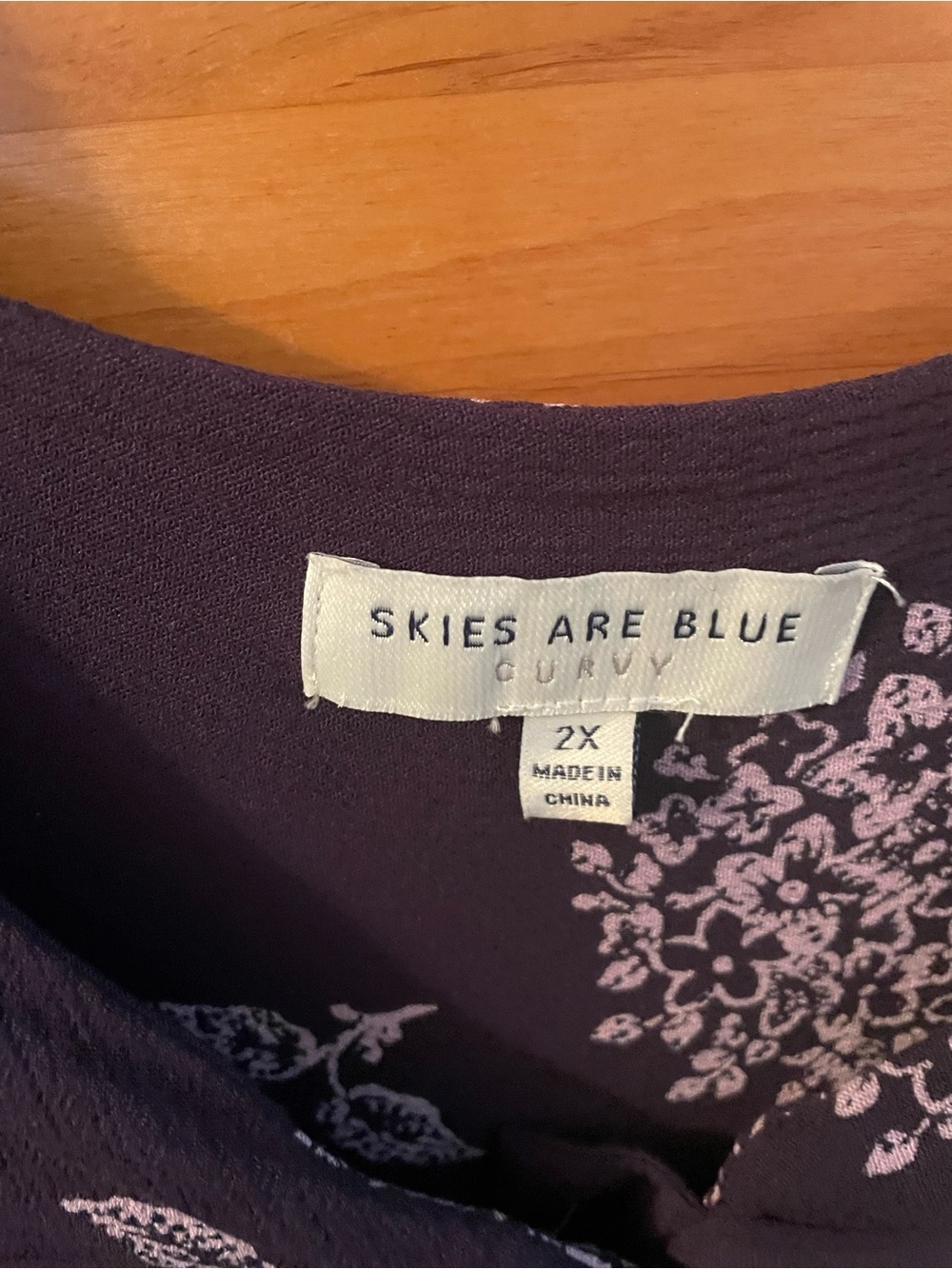 Women’s Navy Floral V-neck Button-Front Blouse with 3/4 sleeves, Plus 2X, - Picture 2 of 7